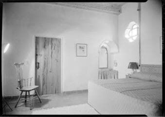 Go to image 19.