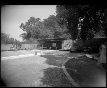 Bond residence