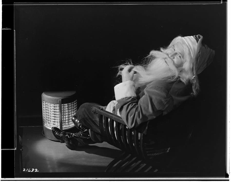 Doug White as Santa Claus
